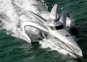 2008-03-10-trelleborg-industrial-avs-replaces-engine-mounts-on-round-the-world-trimaran